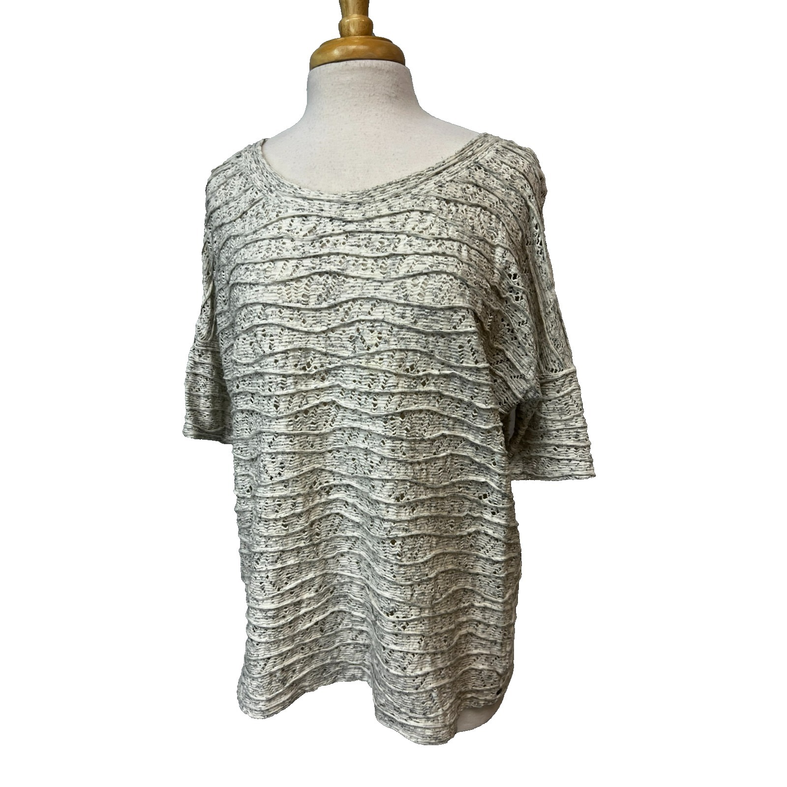 Neon Buddha Textured Tee Top Cream & Gray Scoop Neck Short Sleeves Sz S